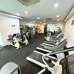 8 Klcc 5 Minutes To Jalan Alor Street Bukit Bintang Pavilion 10 Pax 3R2B