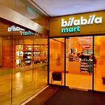 8 Klcc 5 Minutes To Jalan Alor Street Bukit Bintang Pavilion 10 Pax 3R2B