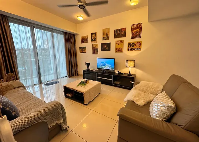 8 Klcc 5 Minutes To Jalan Alor Street Bukit Bintang Pavilion 10 Pax 3R2B