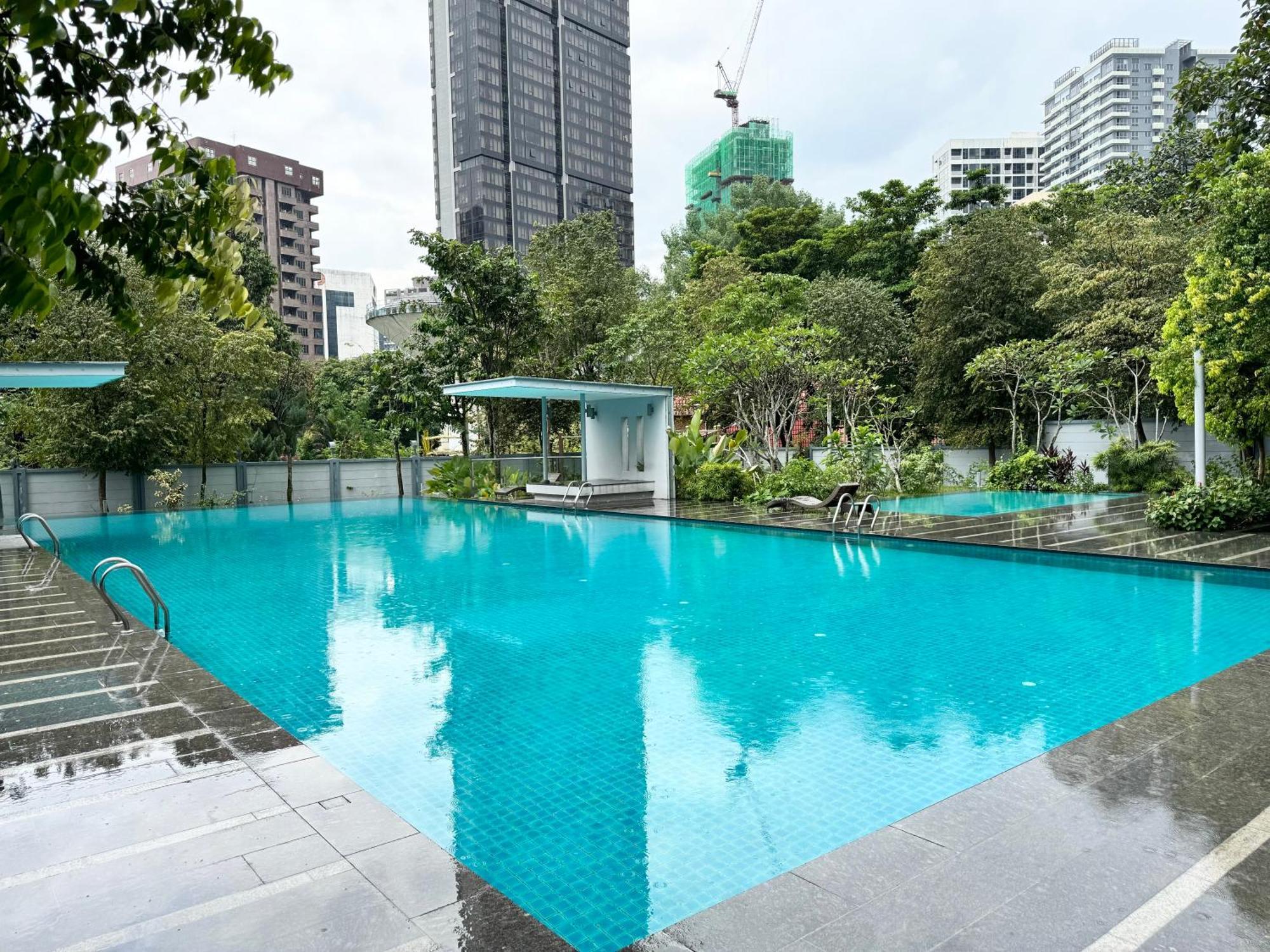 8 Klcc 5 Minutes To Jalan Alor Street Bukit Bintang Pavilion 10 Pax 3r2b * Kuala Lumpur