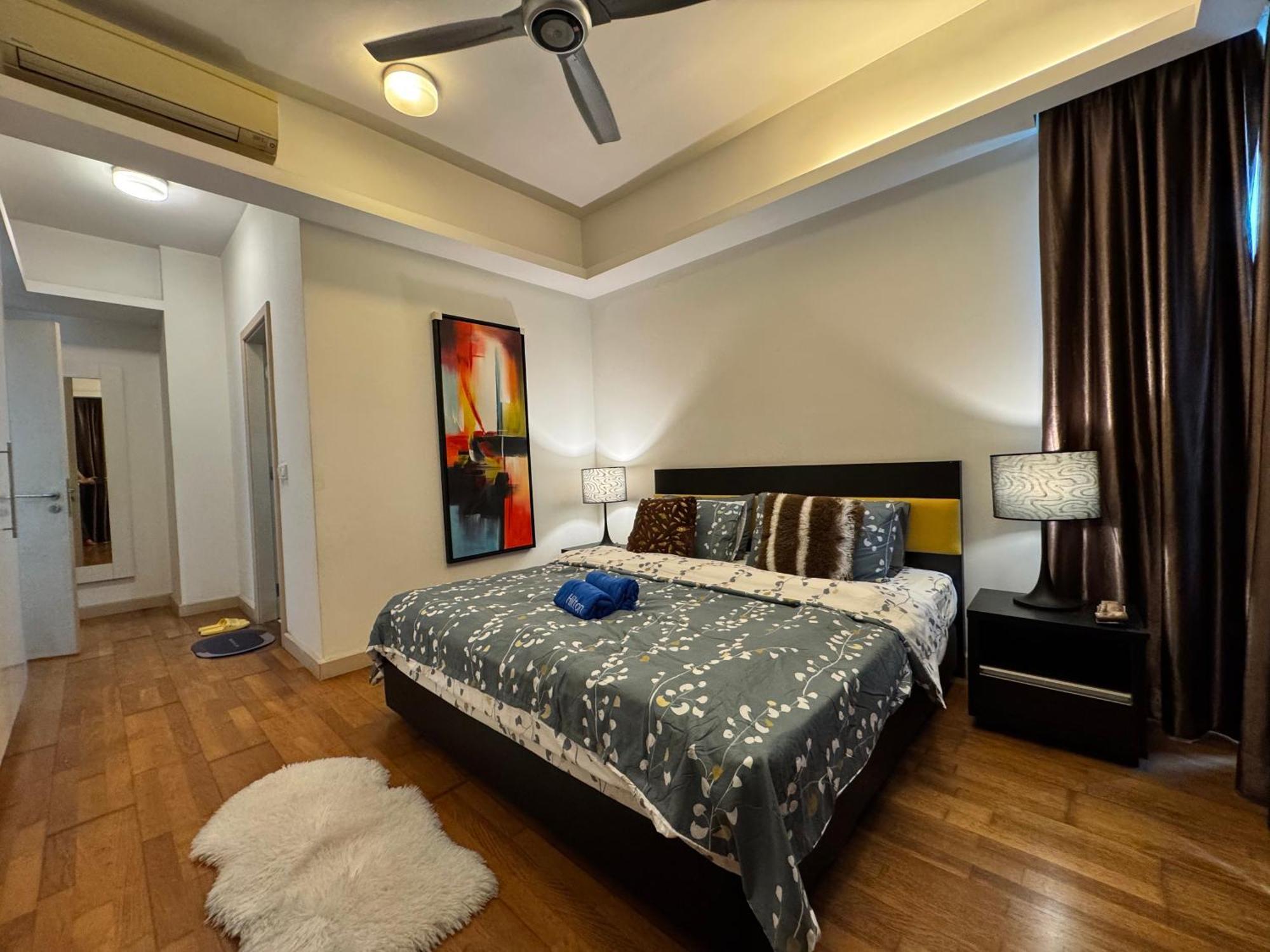 Pangsapuri 8 Klcc 5 Minutes To Jalan Alor Street Bukit Bintang Pavilion 10 Pax 3r2b Kuala Lumpur