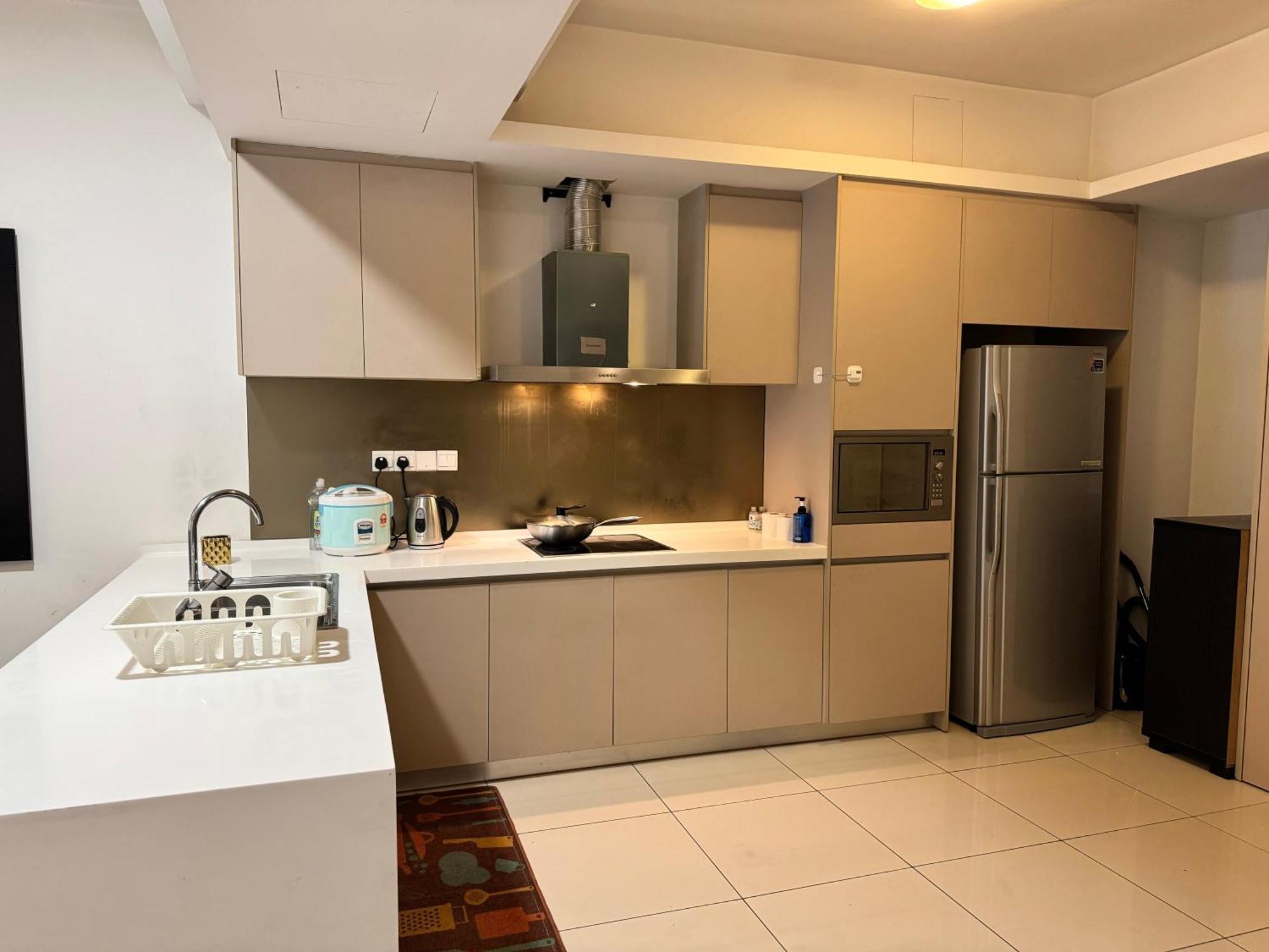 8 Klcc 5 Minutes To Jalan Alor Street Bukit Bintang Pavilion 10 Pax 3r2b *